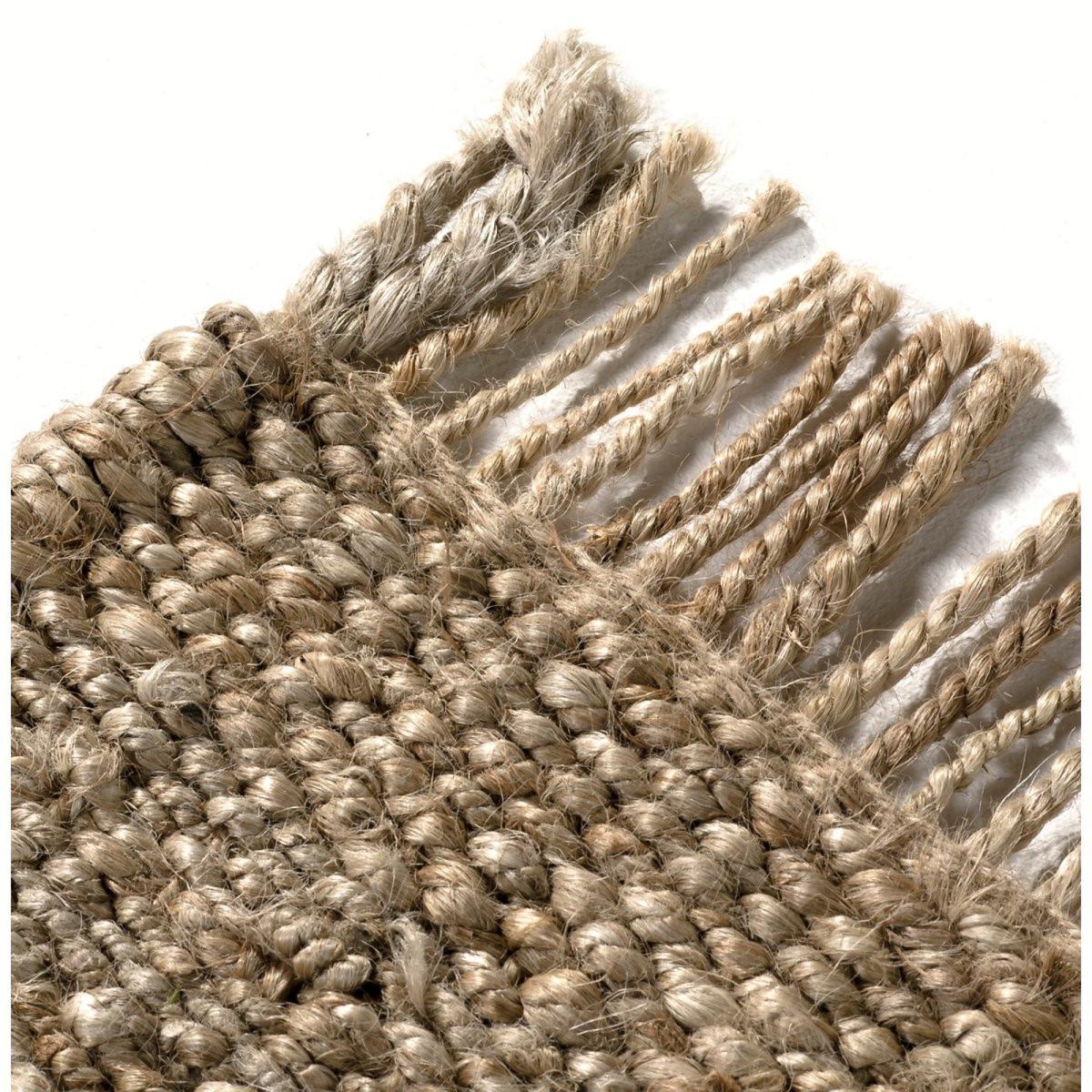 Ajan Bedside Jute Rug – image 6