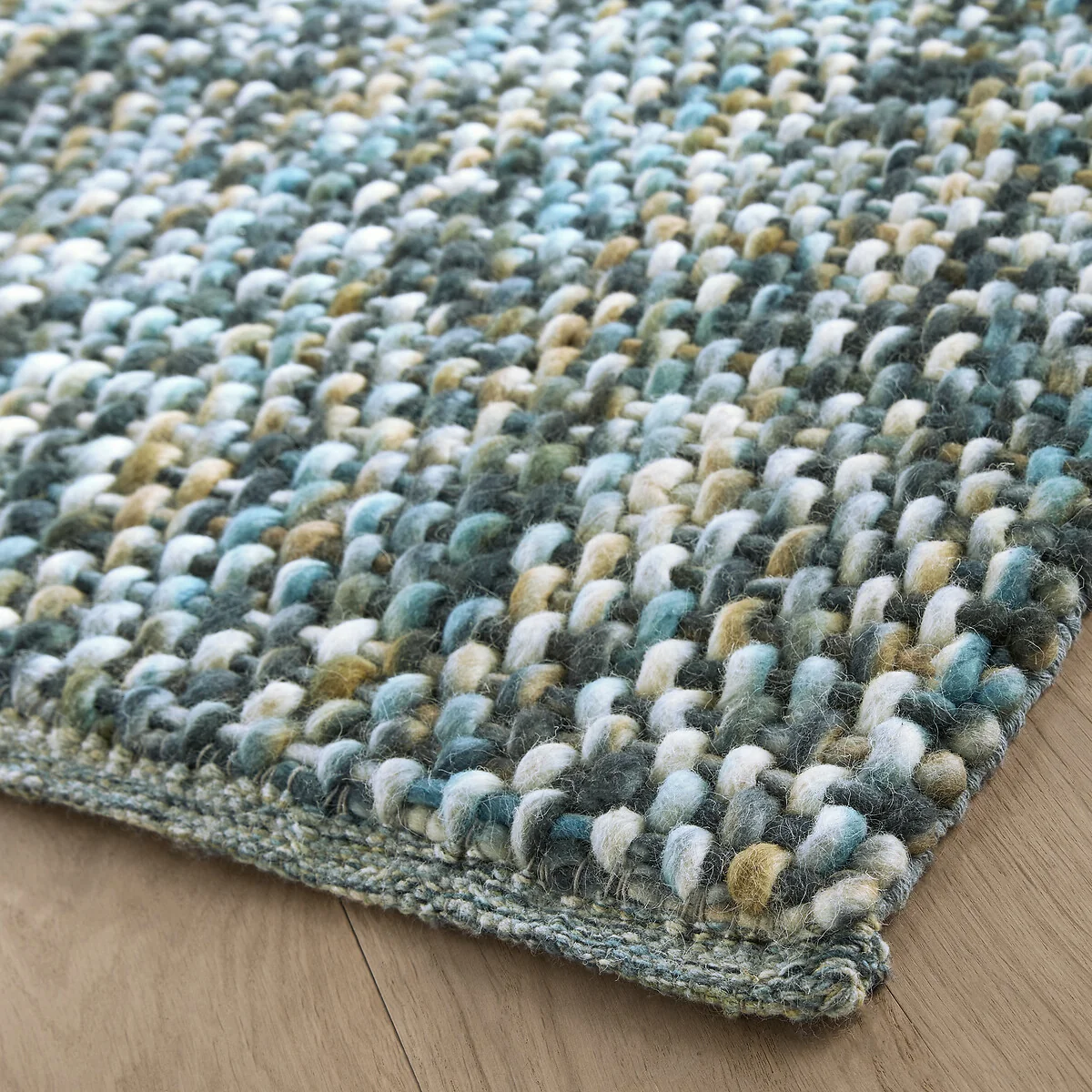 Mutanya Square Wool XL Rug – image 3