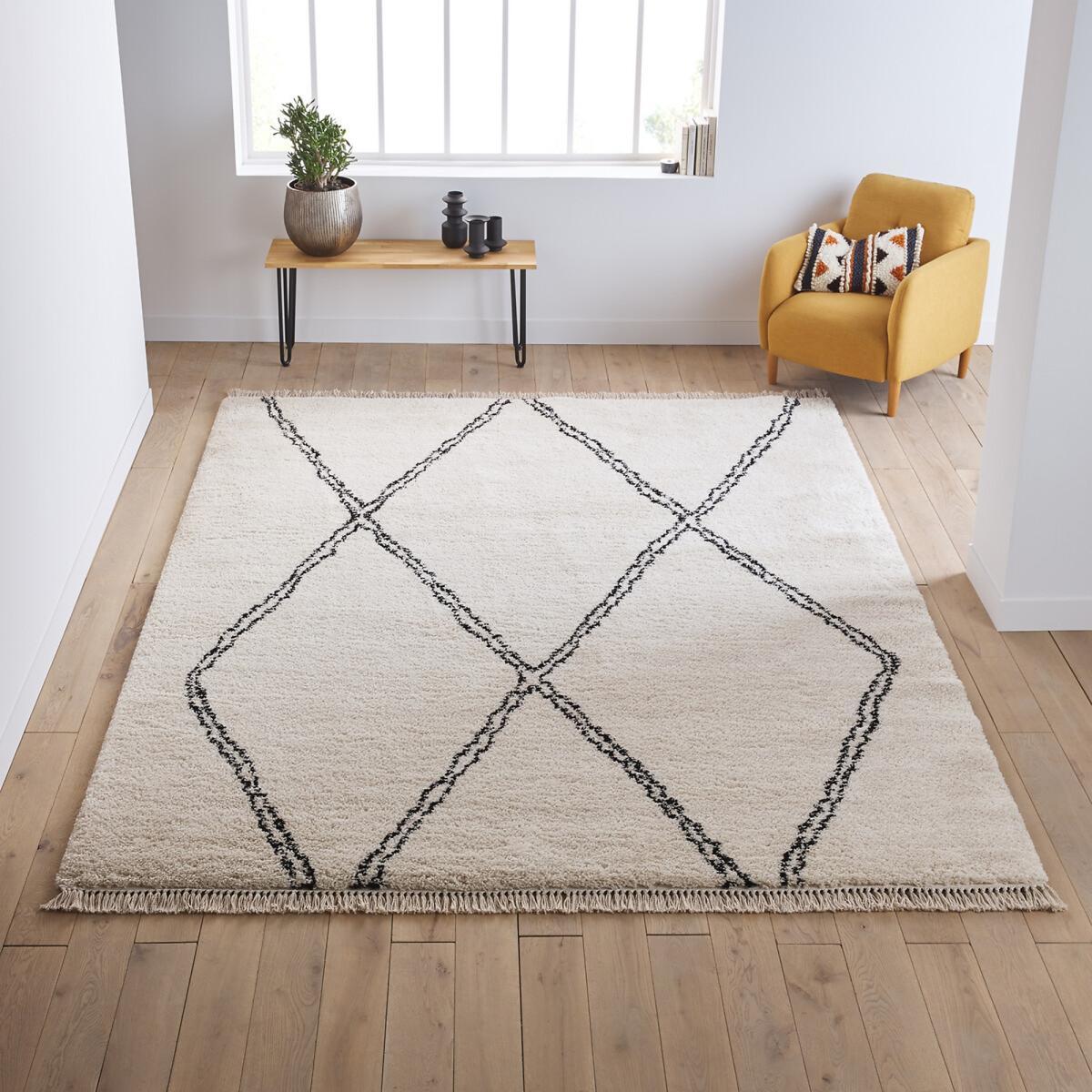 Nayla XXL Berber-Style Rug – image 1