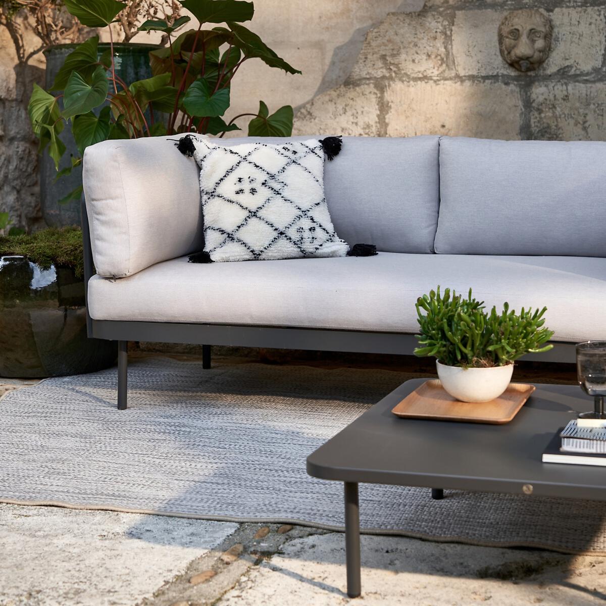 Dinoa Wool & Recycled Polyester Rug – image 6