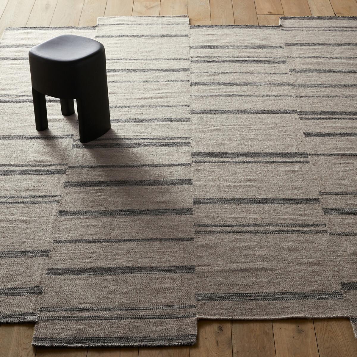 Abriel XL Hand-Woven Rug – image 2