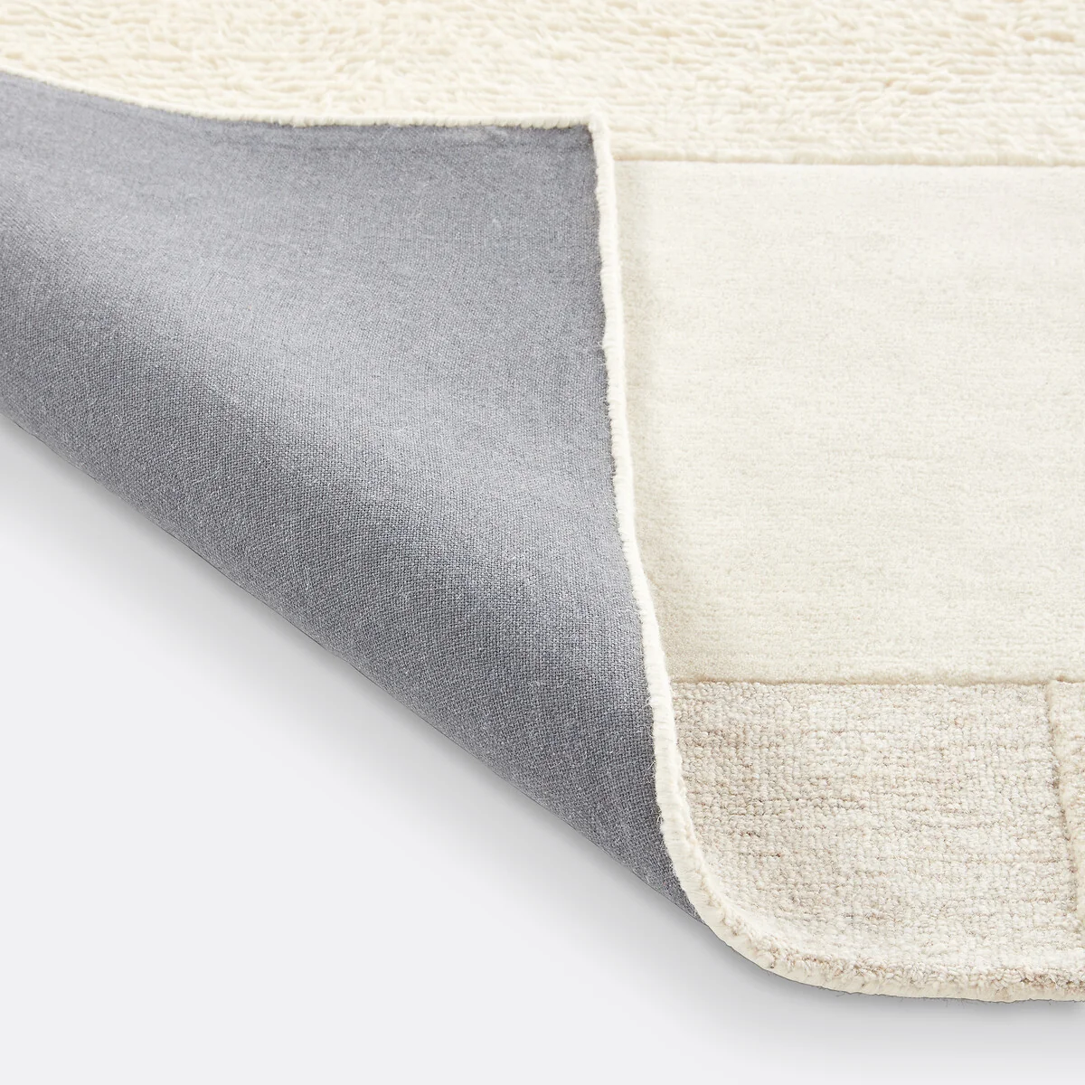 Ilena 100% Wool Rug – image 4