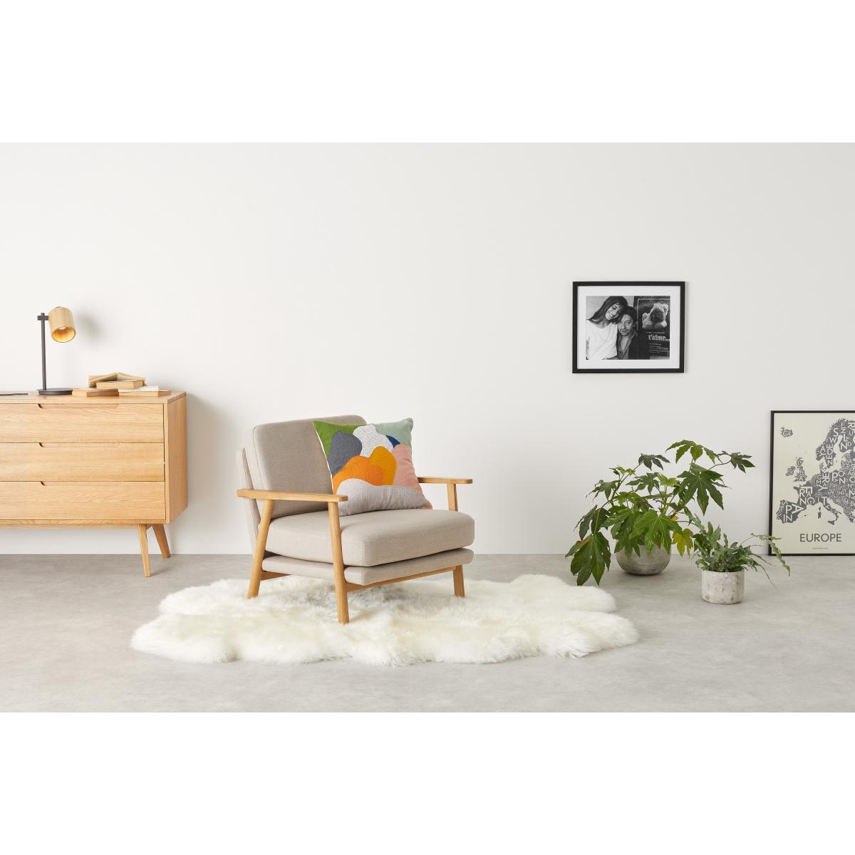 Helgar Quad Sheepskin Rug 105 x 170cm, Ivory – image 3