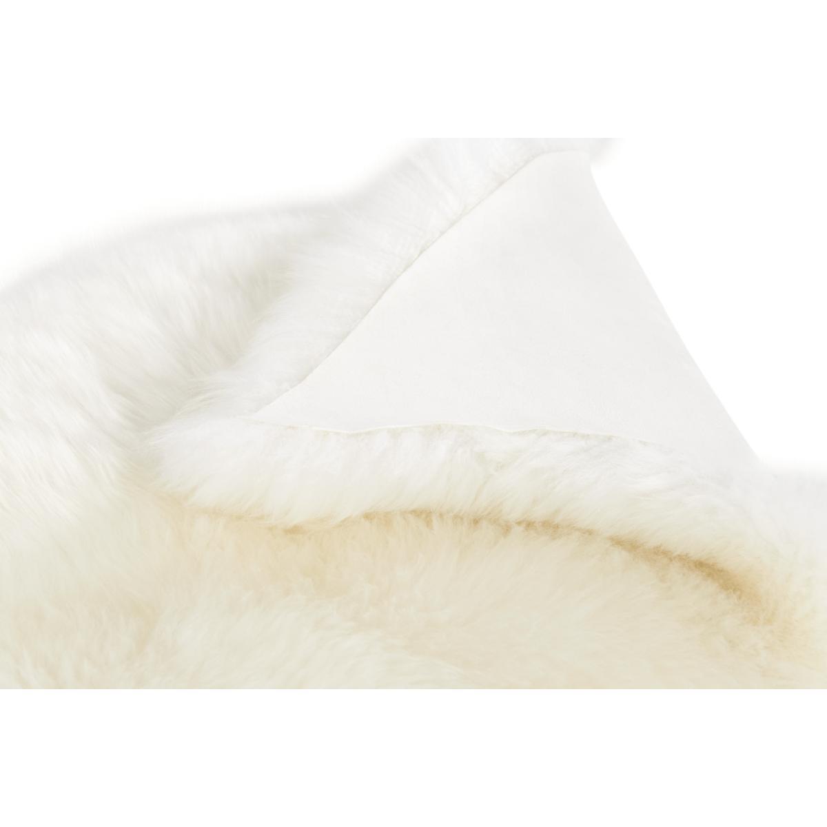 Helgar Quad Sheepskin Rug 105 x 170cm, Ivory – image 5