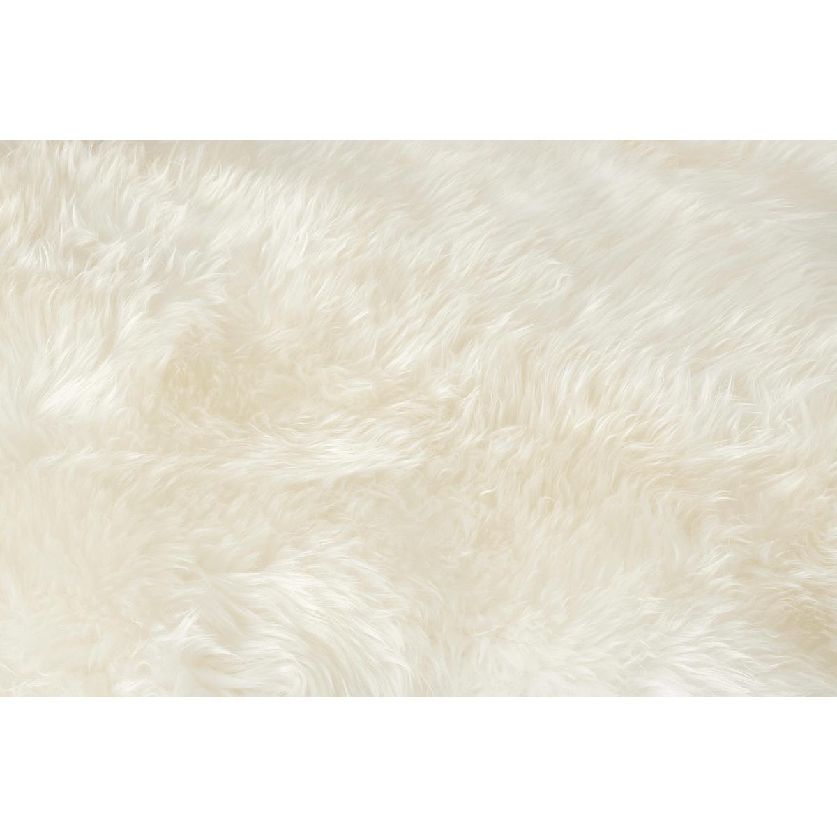 Helgar Quad Sheepskin Rug 105 x 170cm, Ivory – image 6