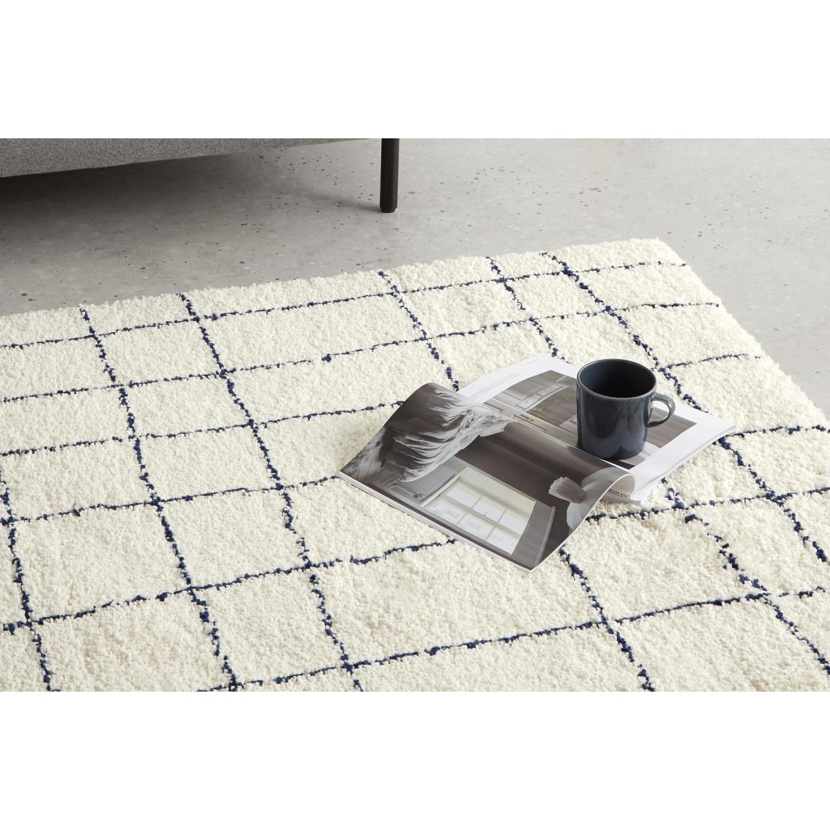 Gunter Pile Rug, Large 160 x 230cm, Ecru/Midnight Blue – image 4