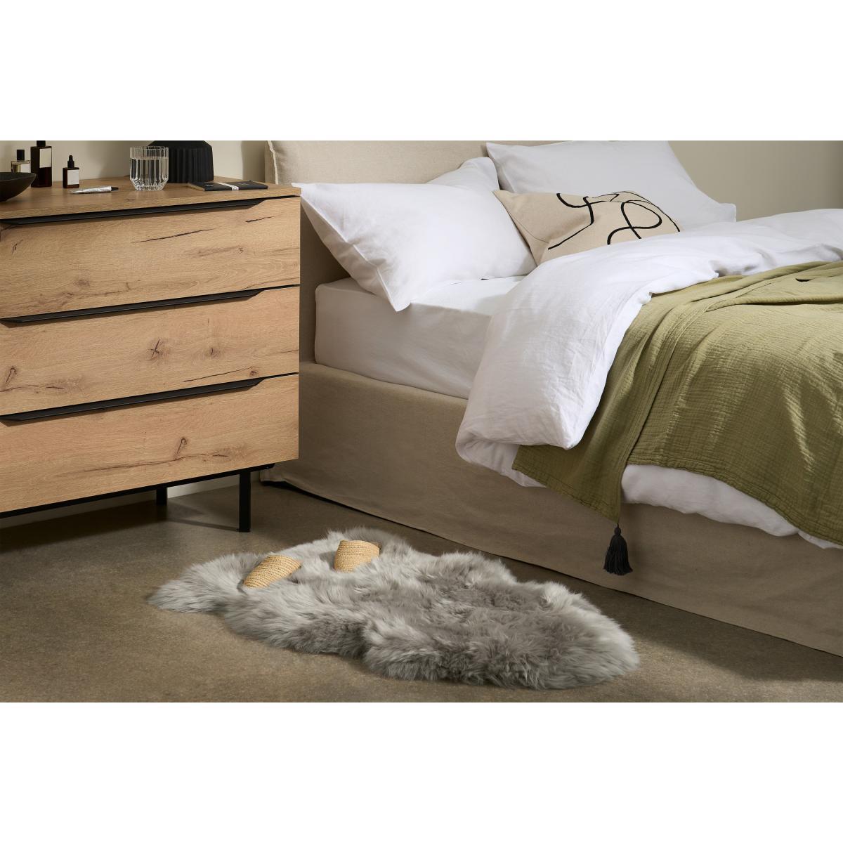 Helgar 100% Sheepskin Rug, 60 x 90 cm, Soft Taupe – image 3