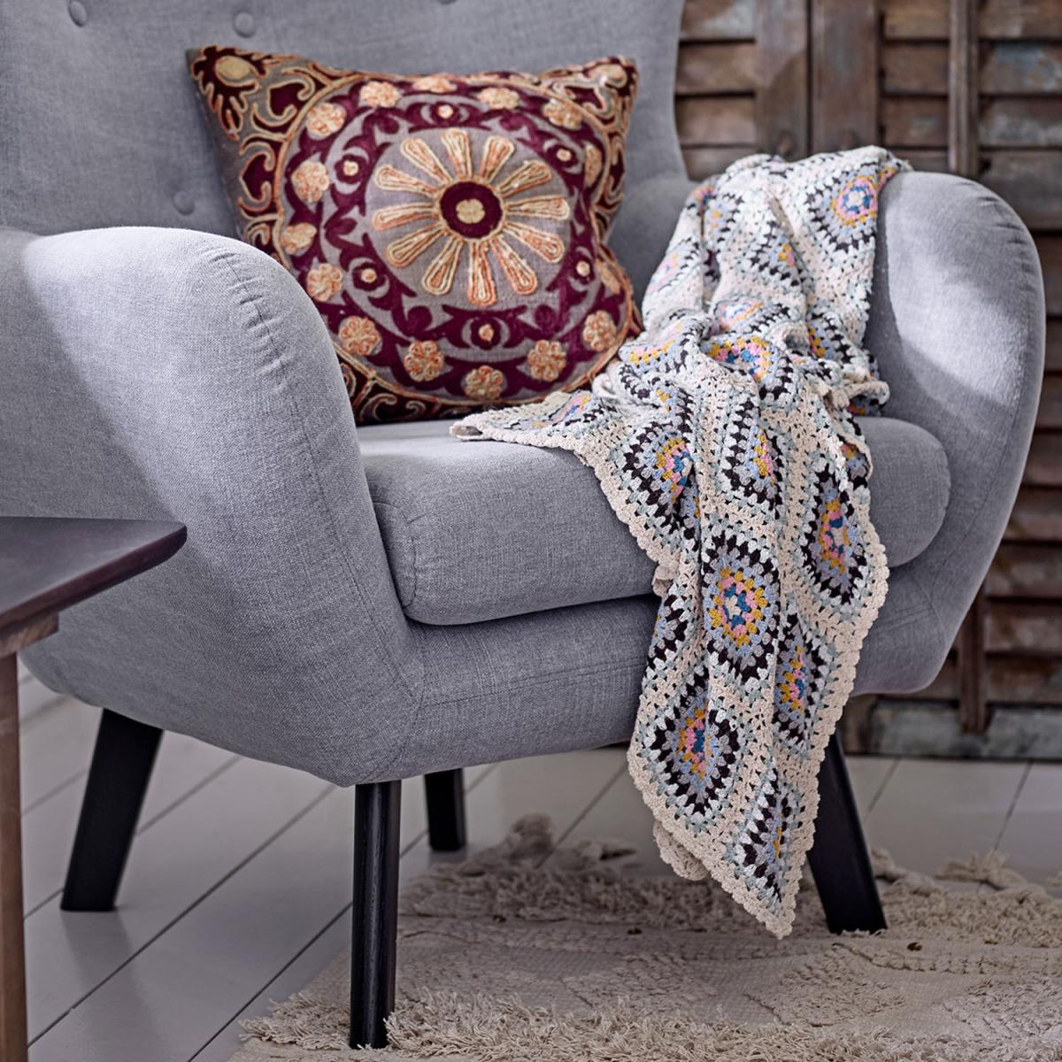 Gela Plaid textile multicoloured / 150 x 125 cm - Hand-hooked - Bloomingville – image 3