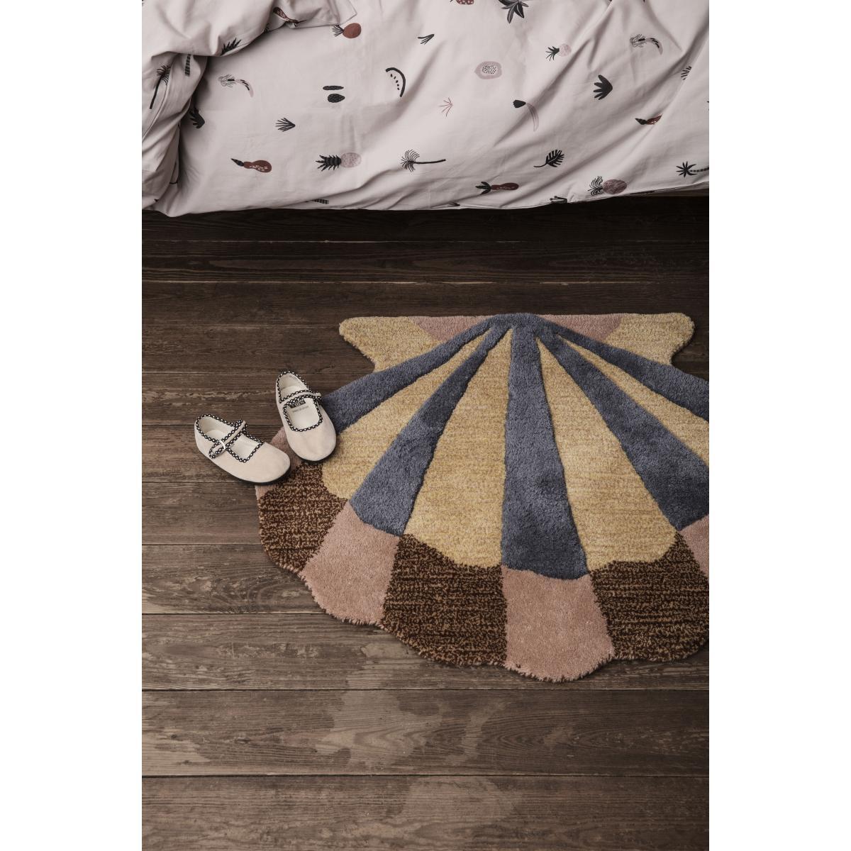 Shell Rug - / Wall decoration - 79 x 70 cm by Ferm Living Multicoloured – image 3