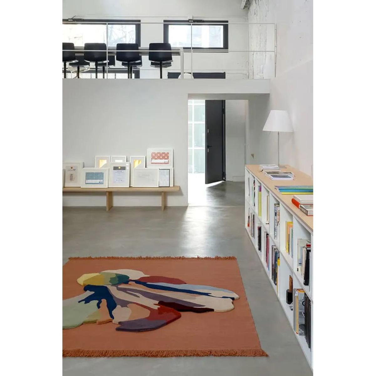 Flora - Bloom 1 Rug - / By Santoi Moix - 150 x 166 cm / Wool by Nanimarquina Multicoloured – image 3