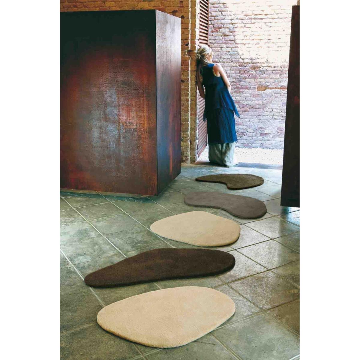 Little Stone 9 Rug - 60 x 80 cm by Nanimarquina Beige – image 2
