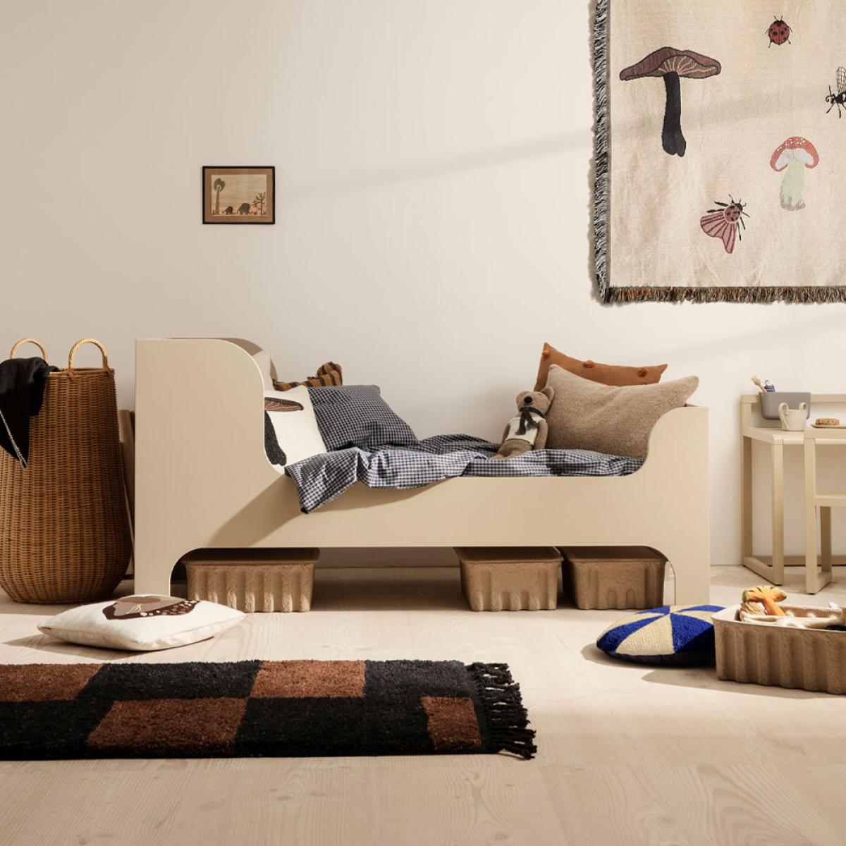 ferm LIVING Mara rug Bright blue/off-white s 80x120 cm – image 2