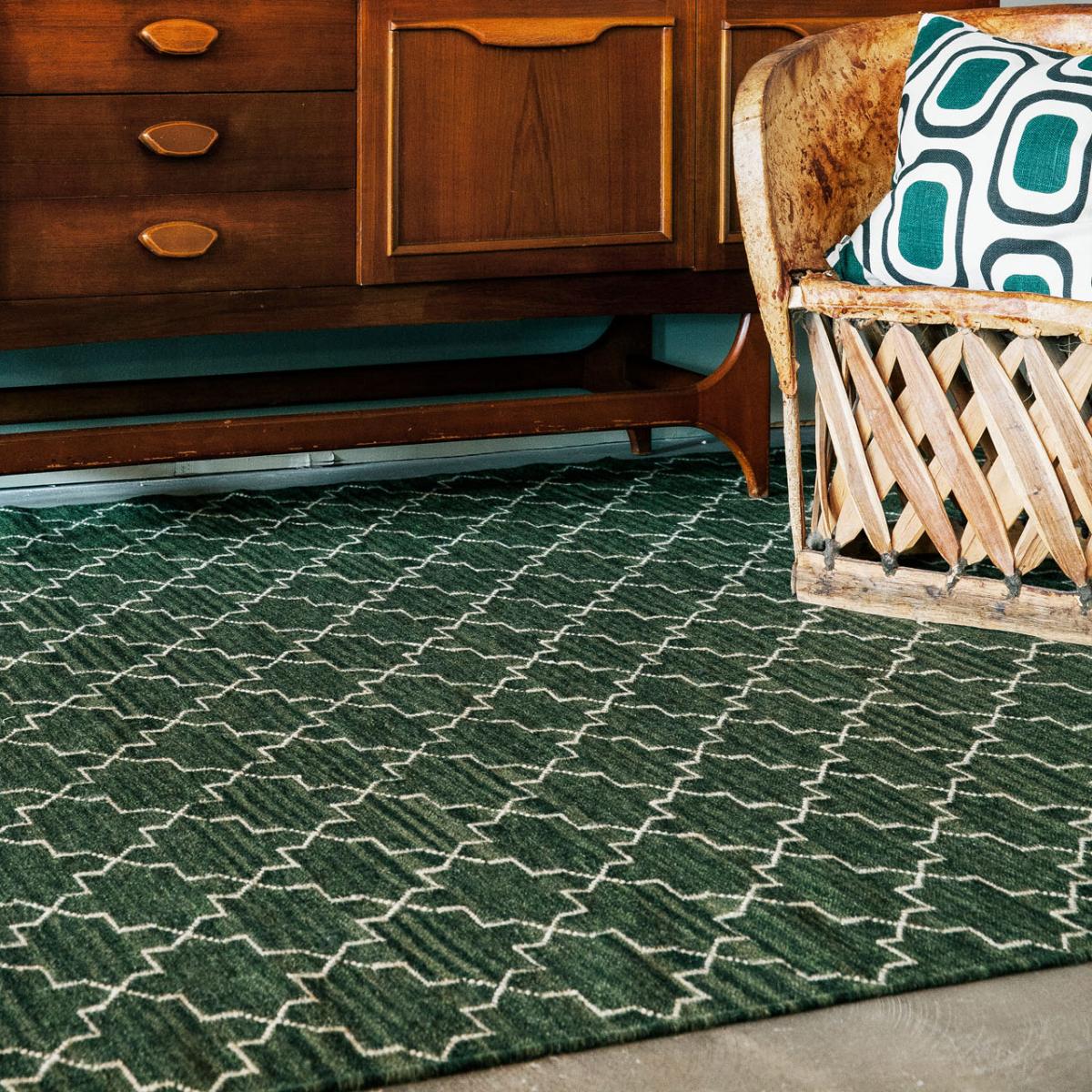 Varanasi rug 180x272 cm Green-off white – image 3