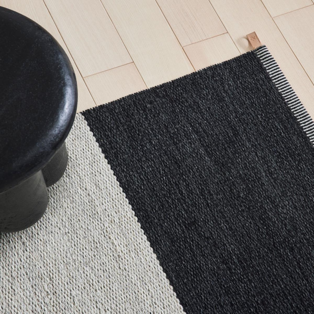 Kasthall Wide Stripe Icon rug Polarized blue 251 240x165 cm – image 4