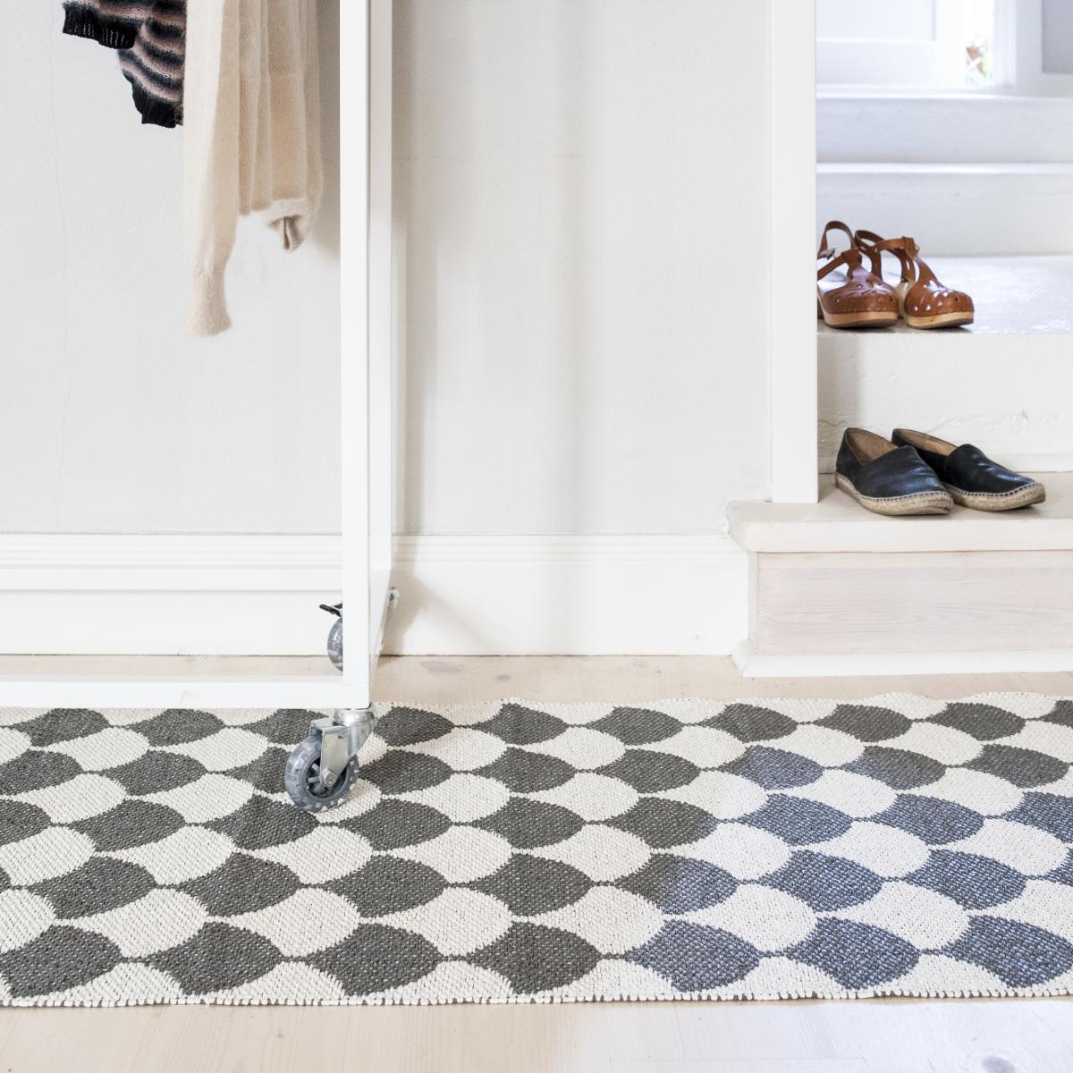 Gerda rug granite 70 x 145 cm – image 3