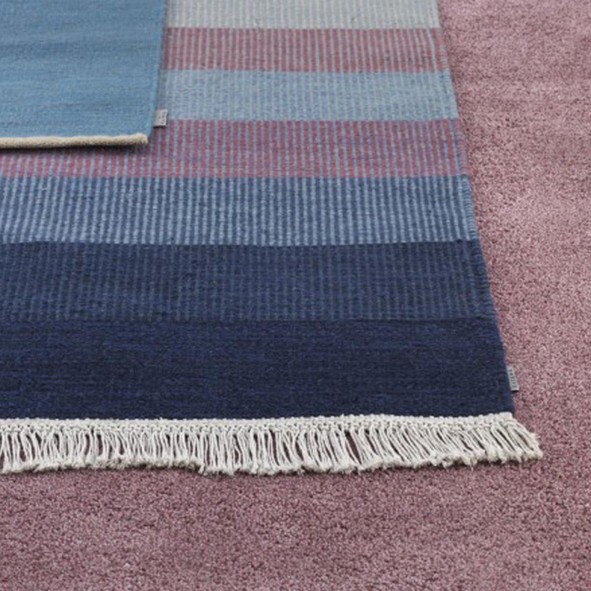 Kateha Tofta wave rug Blue 170x240 cm – image 3