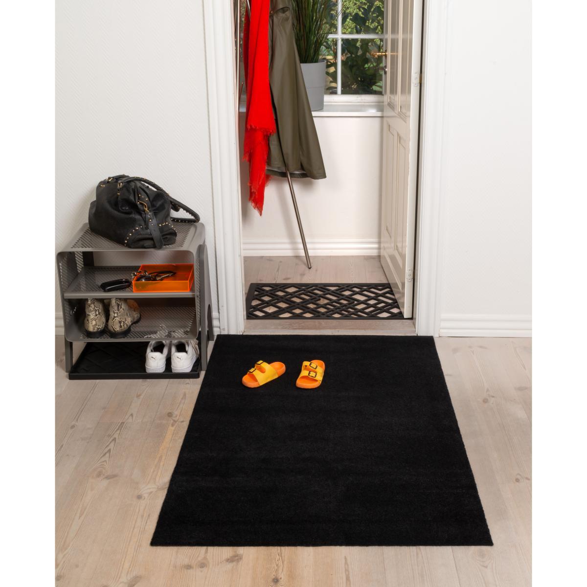 tica copenhagen Unicolor hallway rug Black. 90x130 cm – image 6