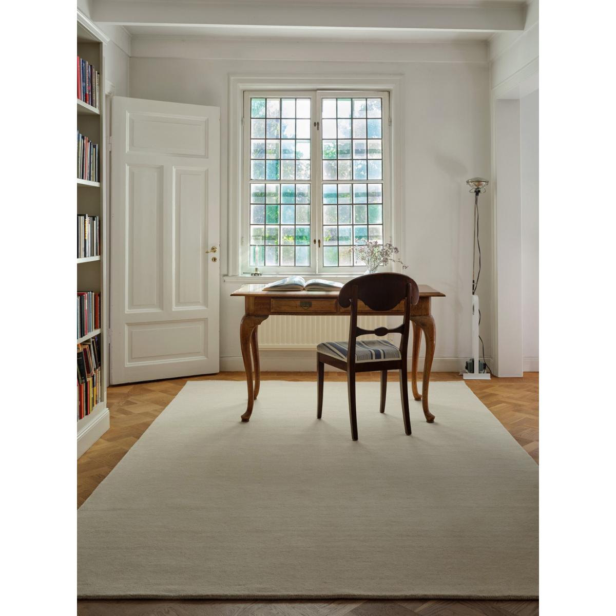 Chhatwal & Jonsson Sana wool rug Off white 200x300 cm – image 4