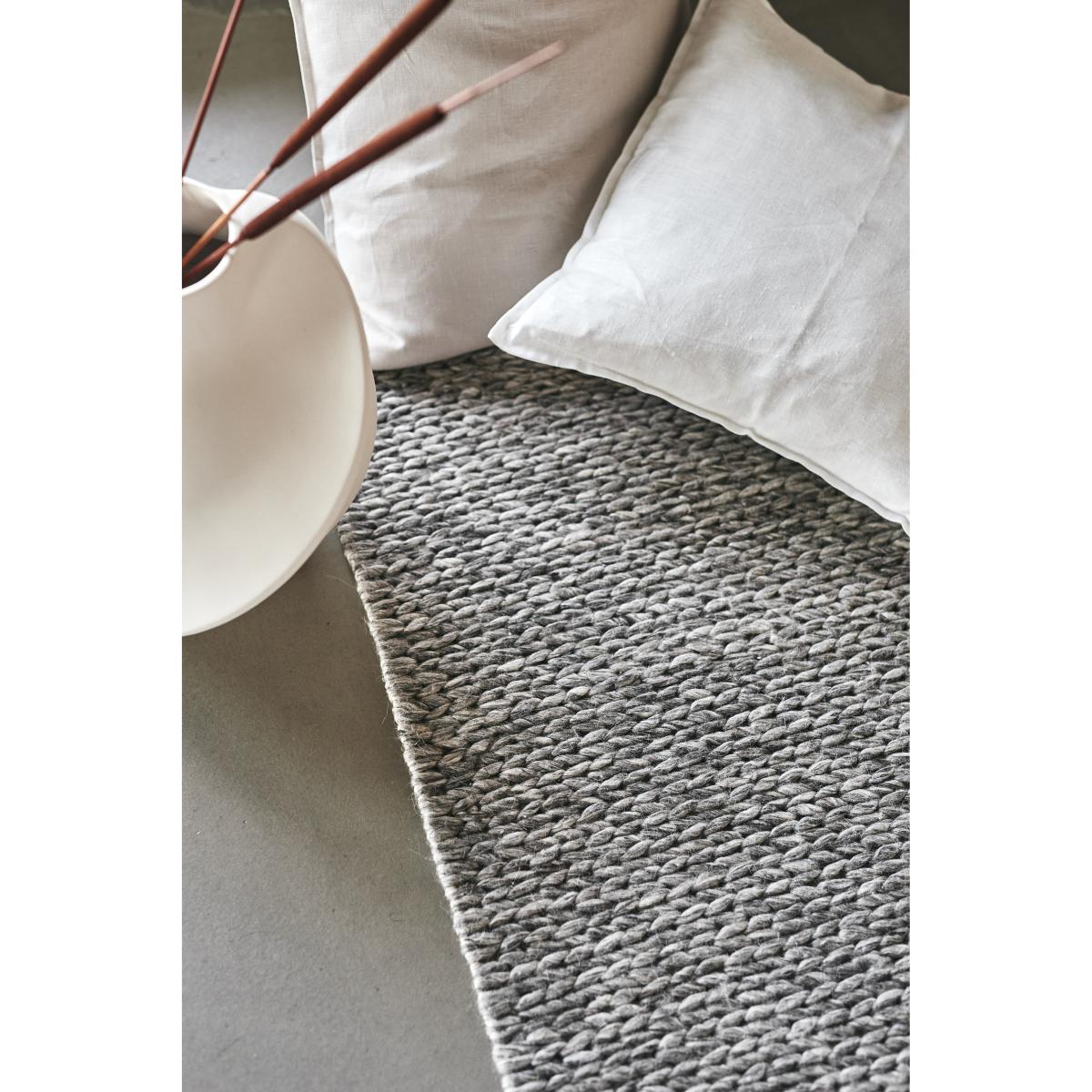 Braided wool carpet natural grey 170x240 cm – image 4