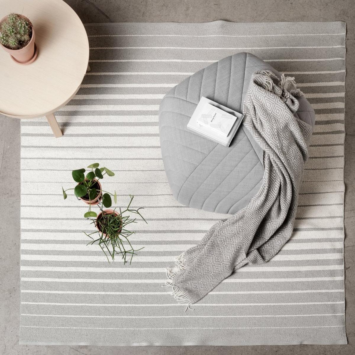 Fade rug large concrete (grey) 150x200 cm – image 5