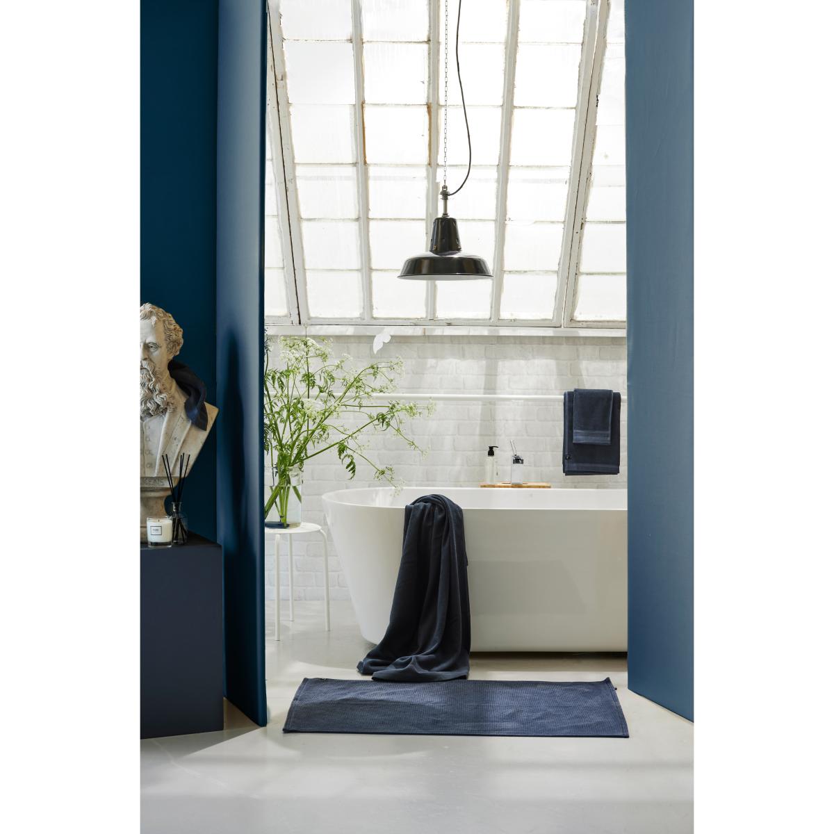 Max bathroom rug 60x90 cm Blue shadow – image 2