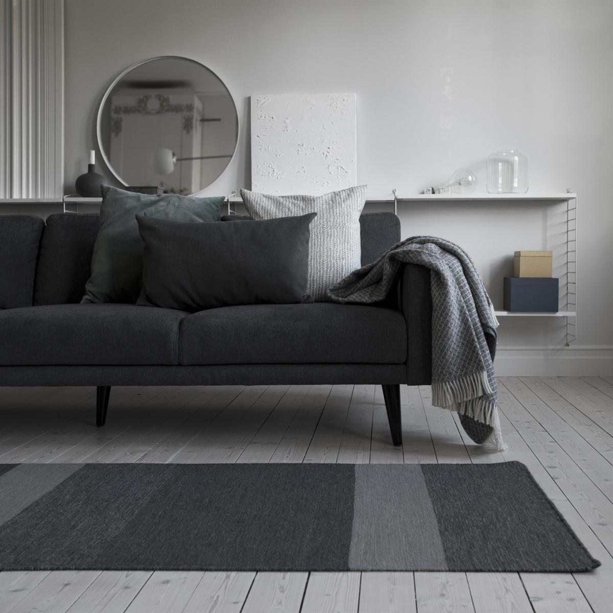 Granite wool rug dark grey 170x240 cm – image 2