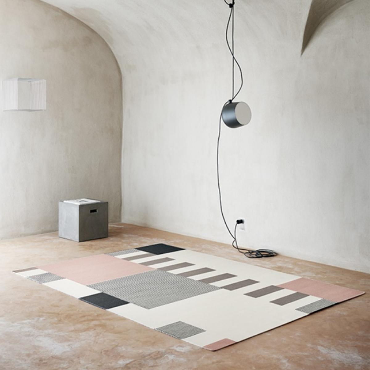 Linie Design Graphic rug Blue 170x240 cm – image 2