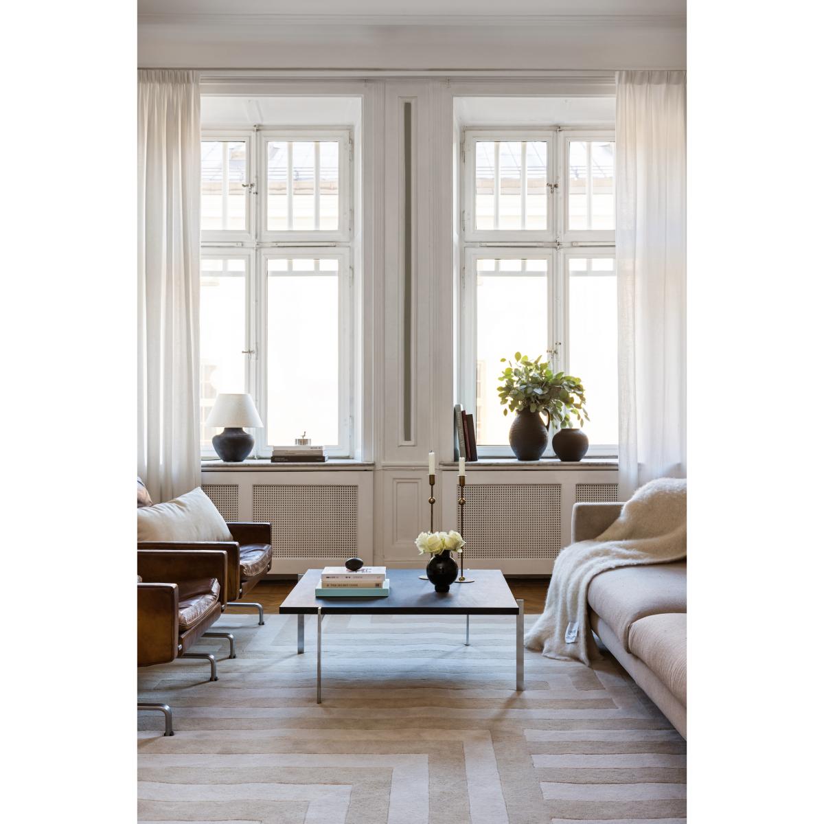 Layered 60S Geo Letters rug Oatmeal. 300x400 cm – image 3