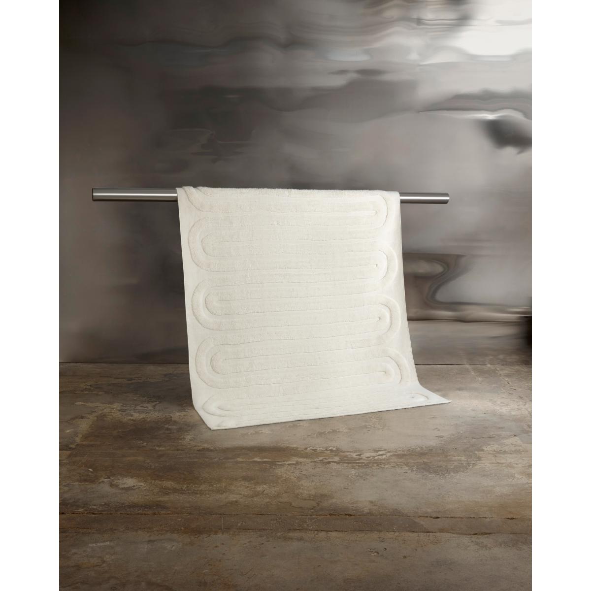 Tinted Riklund wool carpet 160x230 cm Offwhite – image 2