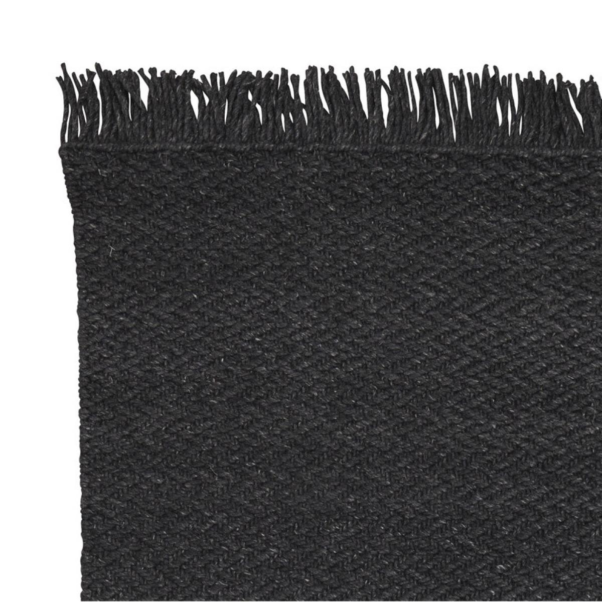 Linie Design Idun rug 140x200 cm charcoal – image 2