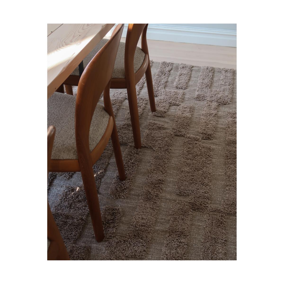 Tinted Bielke wool rug 170x240 cm Dark beige – image 4