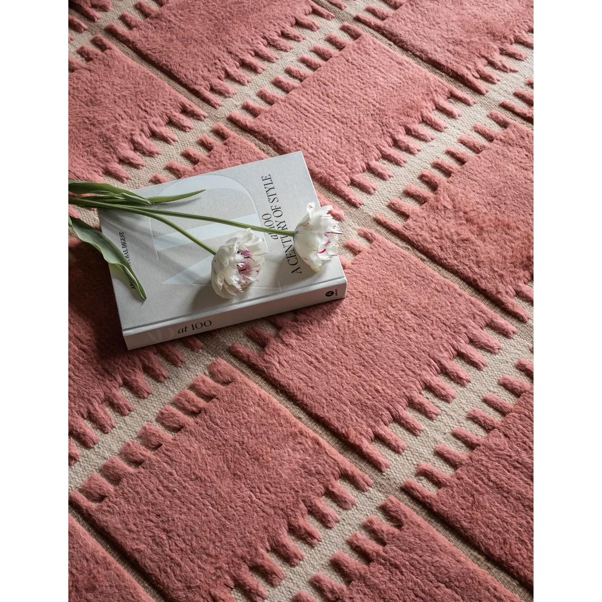 Layered Lilly wool carpet Claret red. 250x350 cm – image 2