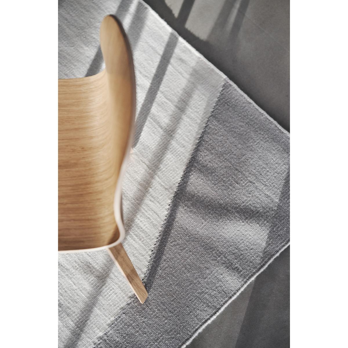 Flow kelim rug white-grey 200x300 cm – image 3