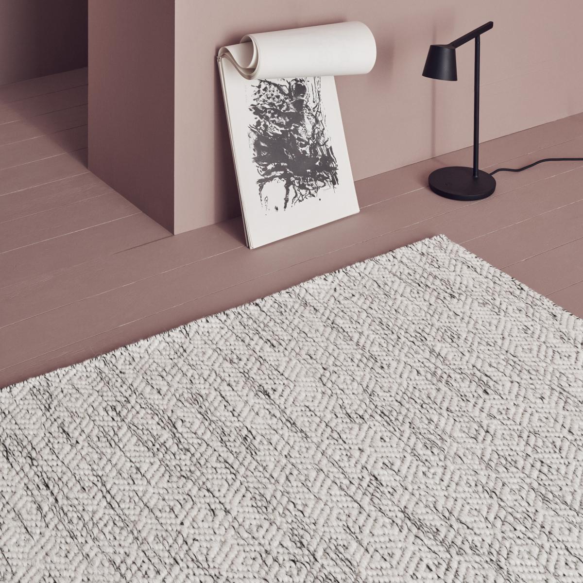 Nyoko wool carpet 250x350 cm White – image 2