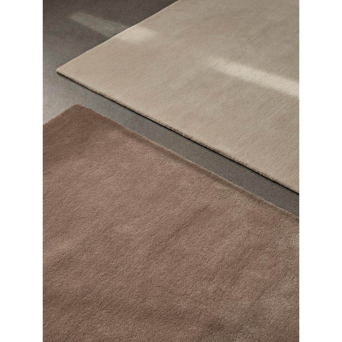 ferm LIVING Stille tufted rug Ash Brown 160x250 cm – image 3