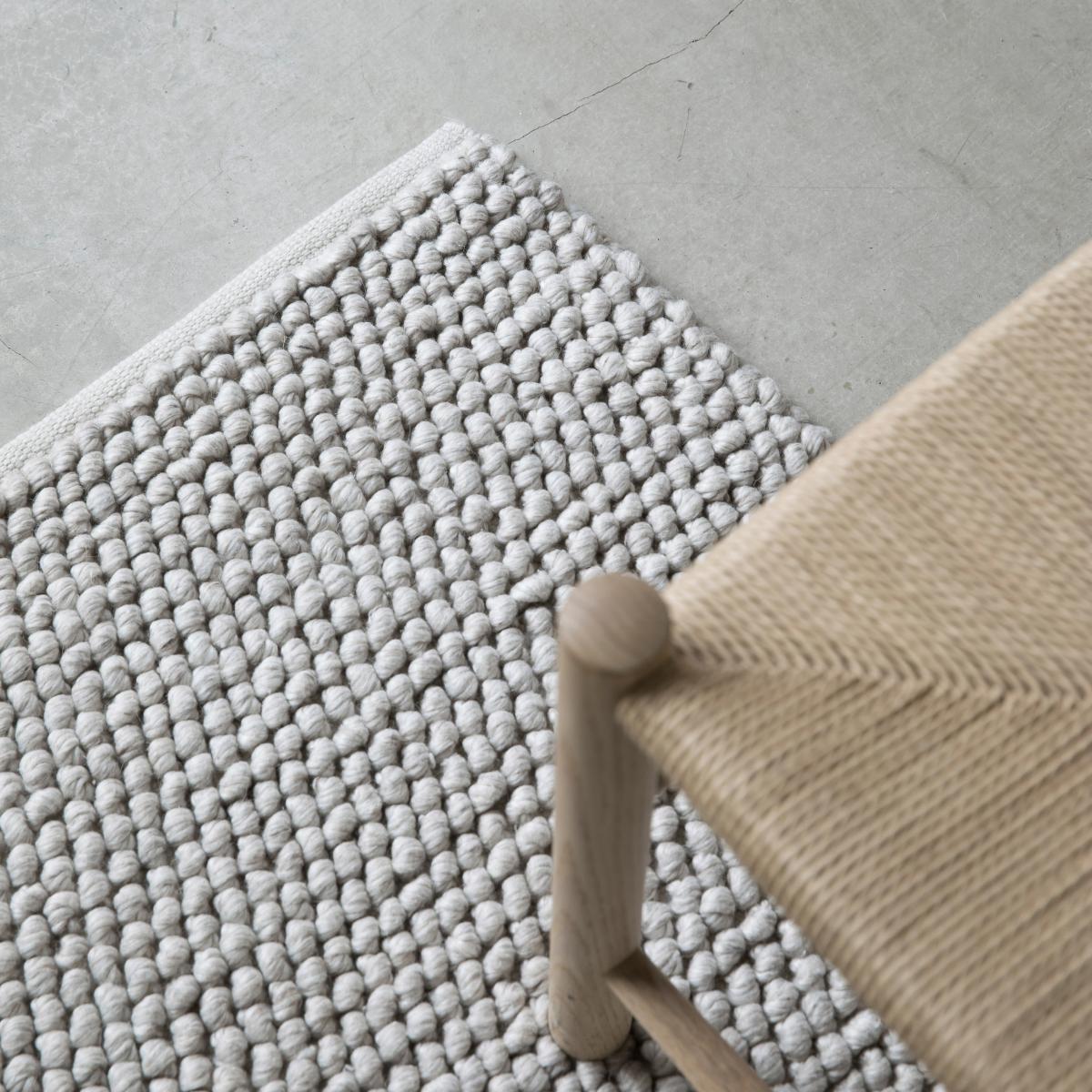 Formgatan Loop rug  200x300 cm Ivory – image 3