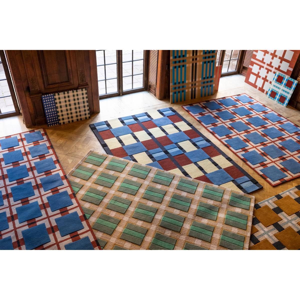 Layered Evelina Kroon After Noon sky wool carpet 180x270 cm – image 4