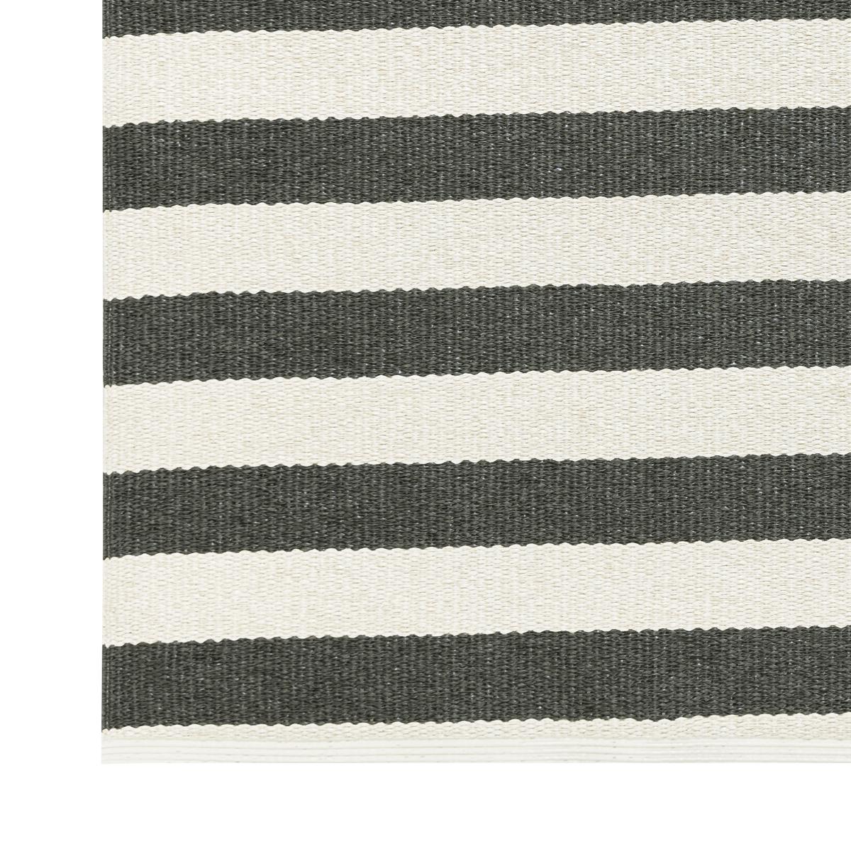 Uni rug large charcoal (grey) 150x200 cm – image 2