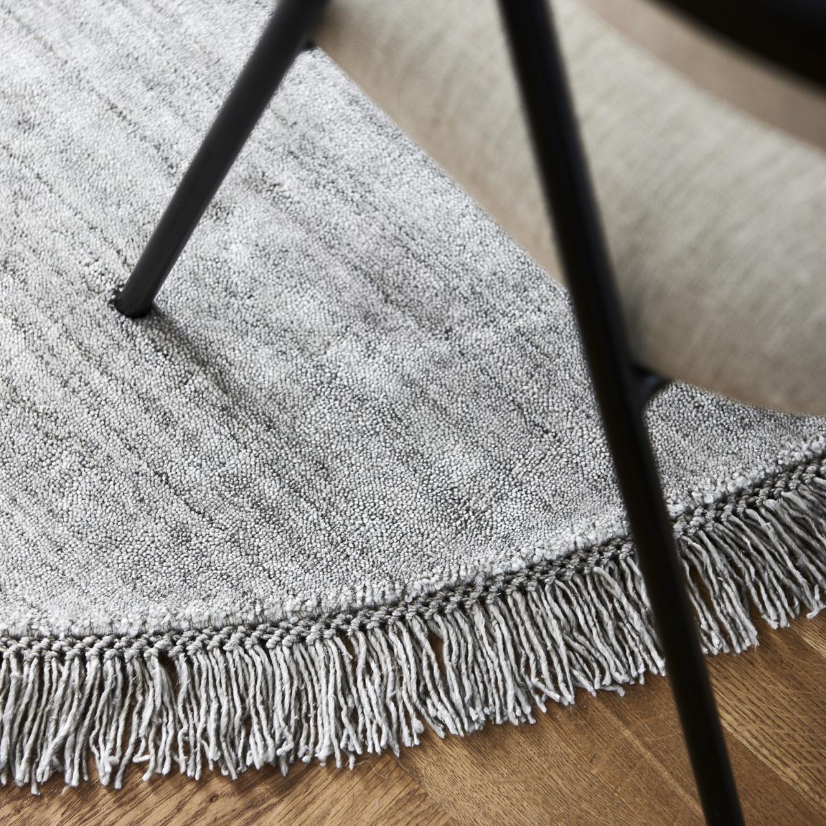 Paris rug 240 cm silver – image 2