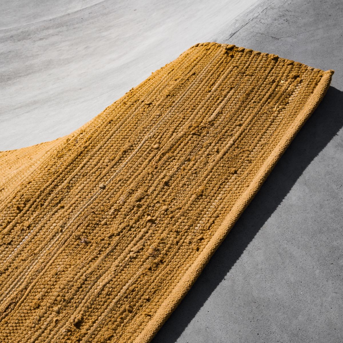 Cotton rug 75x300 cm burnished amber – image 3