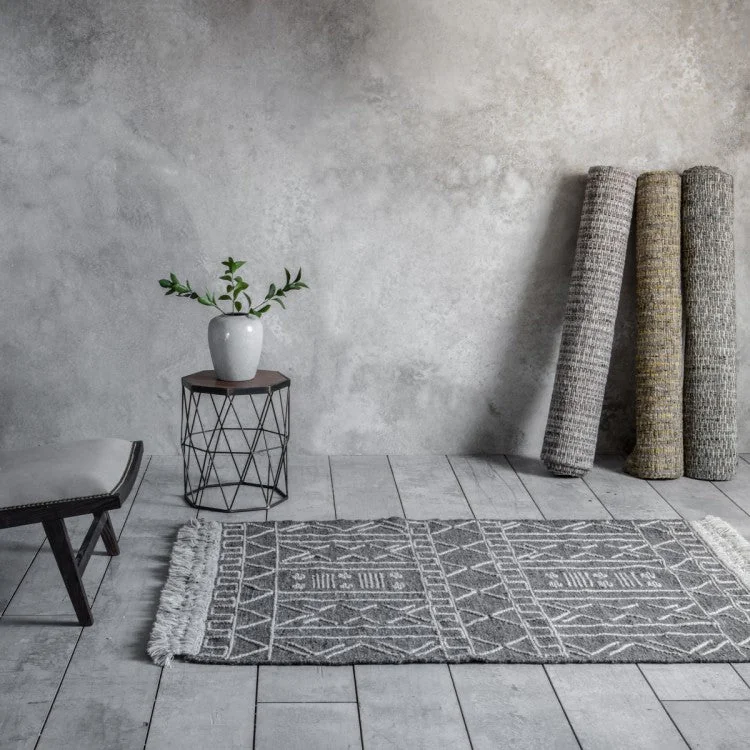 Gallery Direct Yuma Rug in Black – image 4