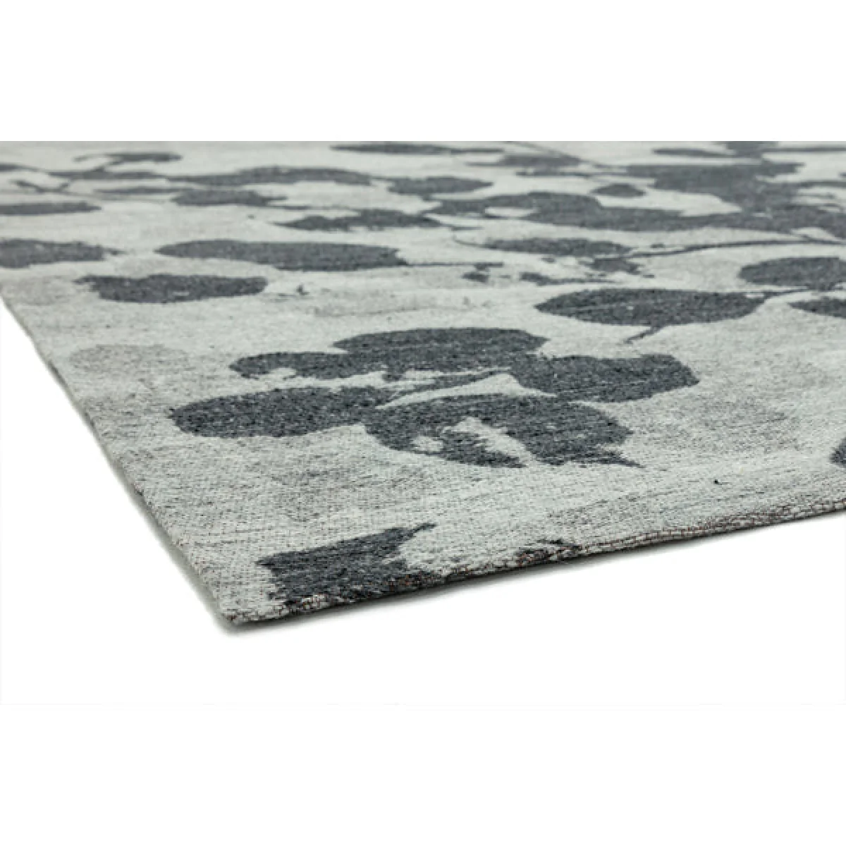Asiatic Carpets Shade JACQUARD Rug Leaf Grey - 120 x 170cm – image 5