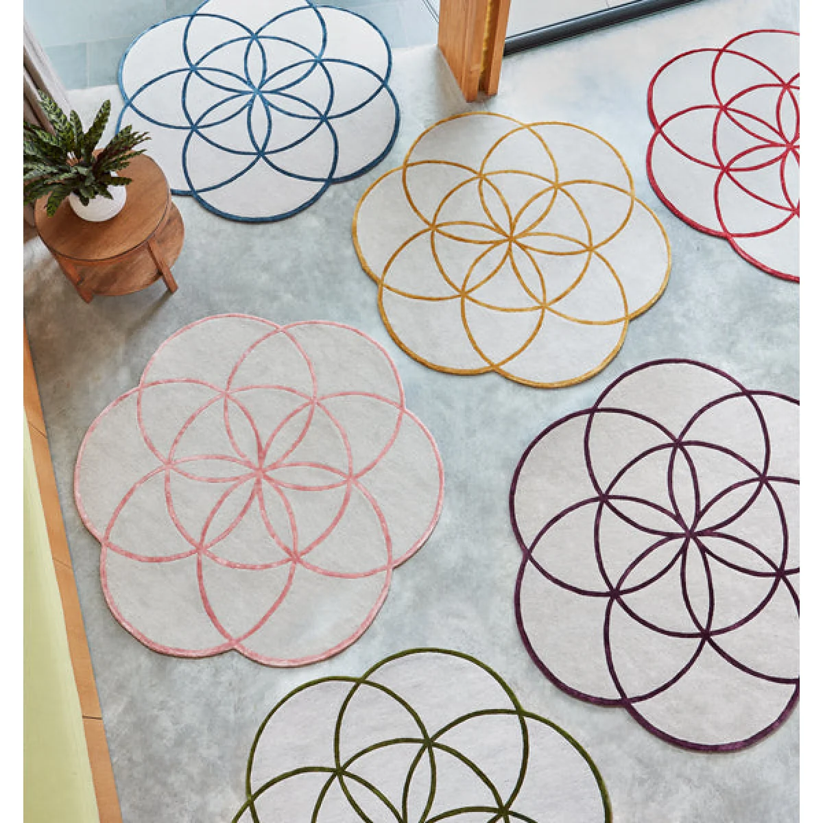 Asiatic Carpets Lotus Hand Tufted Rug Red - 200 x 200cm – image 2