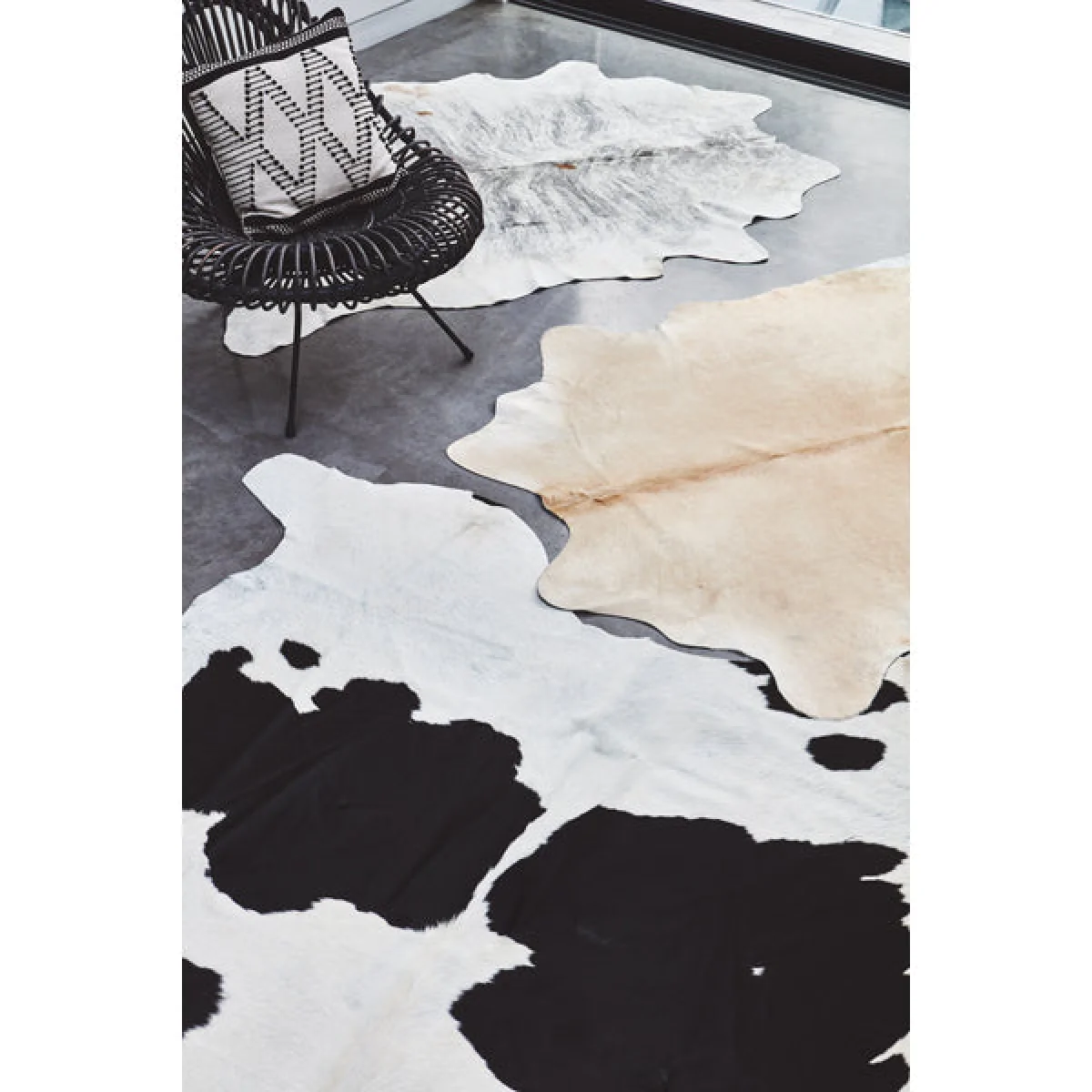 Asiatic Carpets Rodeo Cowhide Hand Finished Rug Brown & White - 100 x 100cm – image 2
