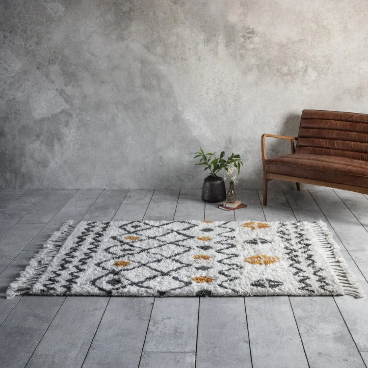 Gallery Direct Navaho Patterned Rug in Cream – image 3
