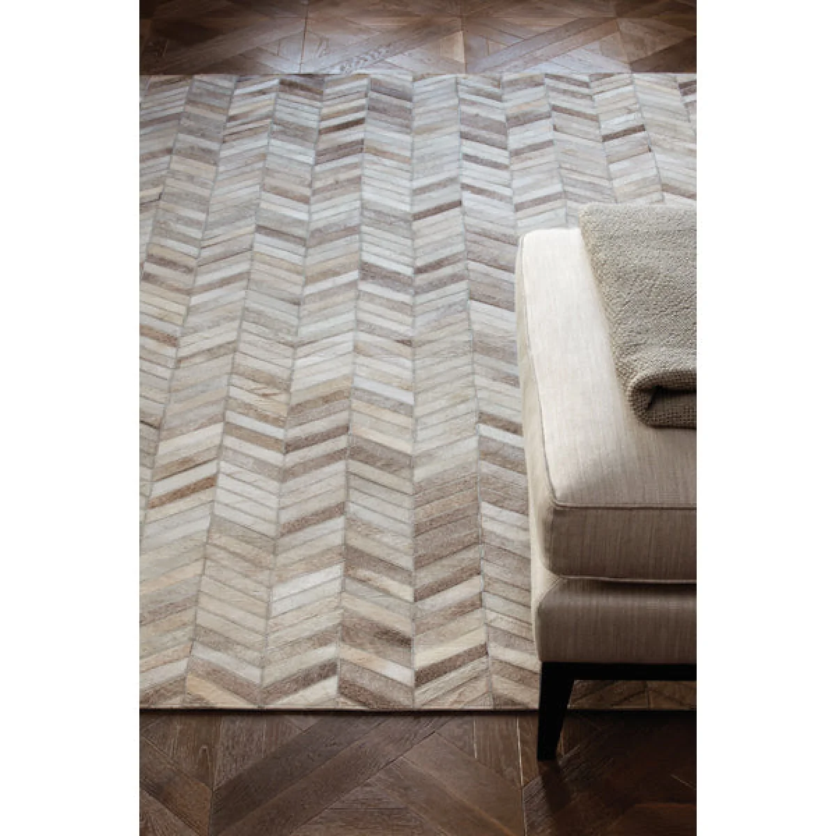 Asiatic Carpets Gaucho Hand Sewn Rug Chevron - 160 x 230cm – image 2
