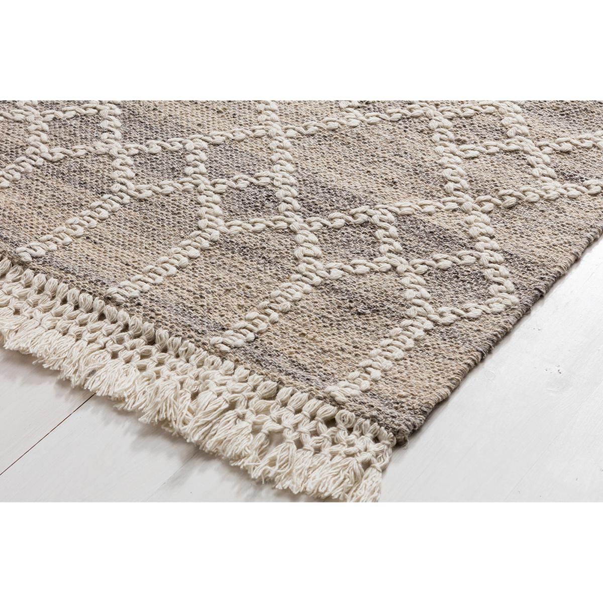 April Rug in Beige – image 4