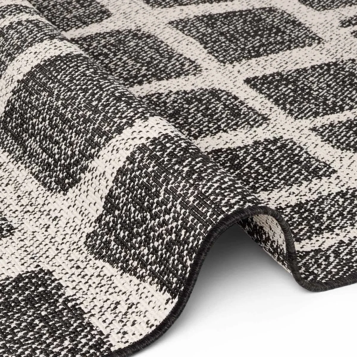 Ruskin Flatweave Rug - Black – image 3