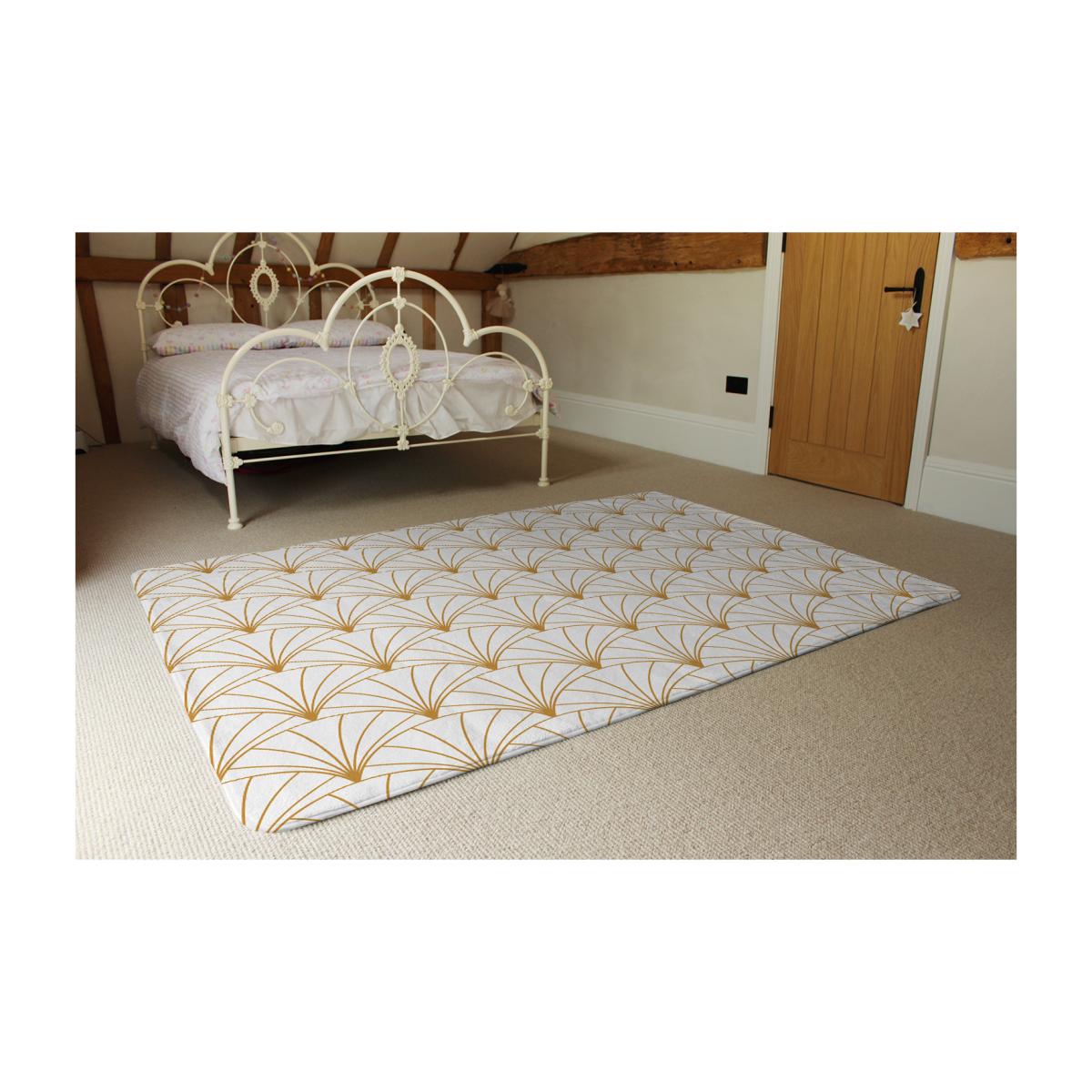 Gold Shells Rug - Gold / 230cm – image 1