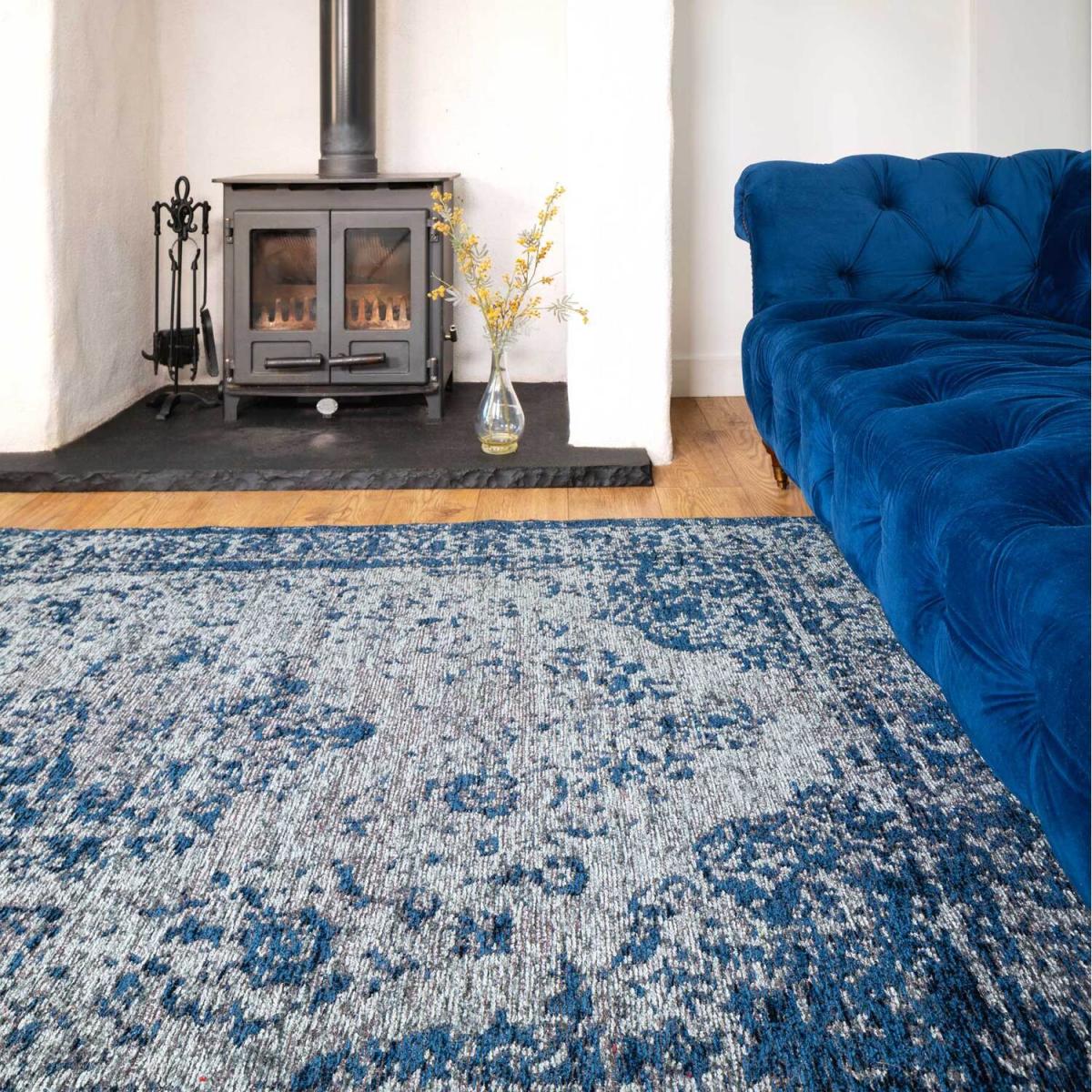 Navy Blue Distressed Traditional Medallion Reversible Chenille Living Area Rug - Navy / 170 x 115cm – image 4